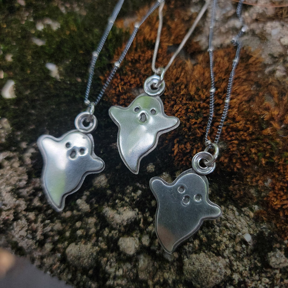 Ghost Pendant in Sterling Silver – Verdilune
