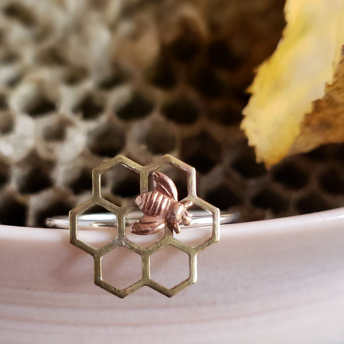 Honeycomb on sale bee ring