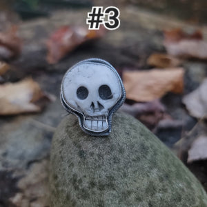 Ceramic Skullies Pendants & Rings Halloween Collection