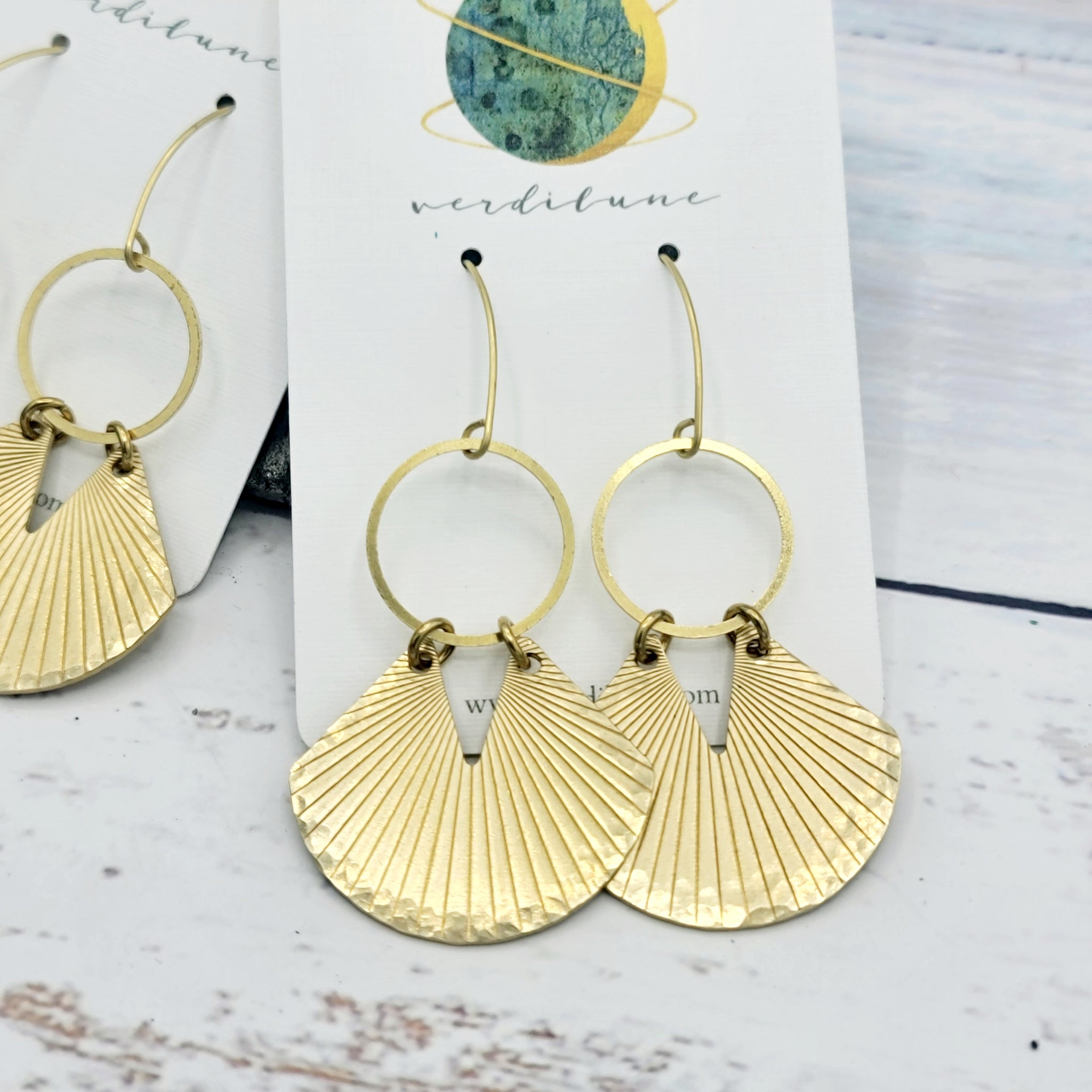 OXOX Ridged Brass Earrings
